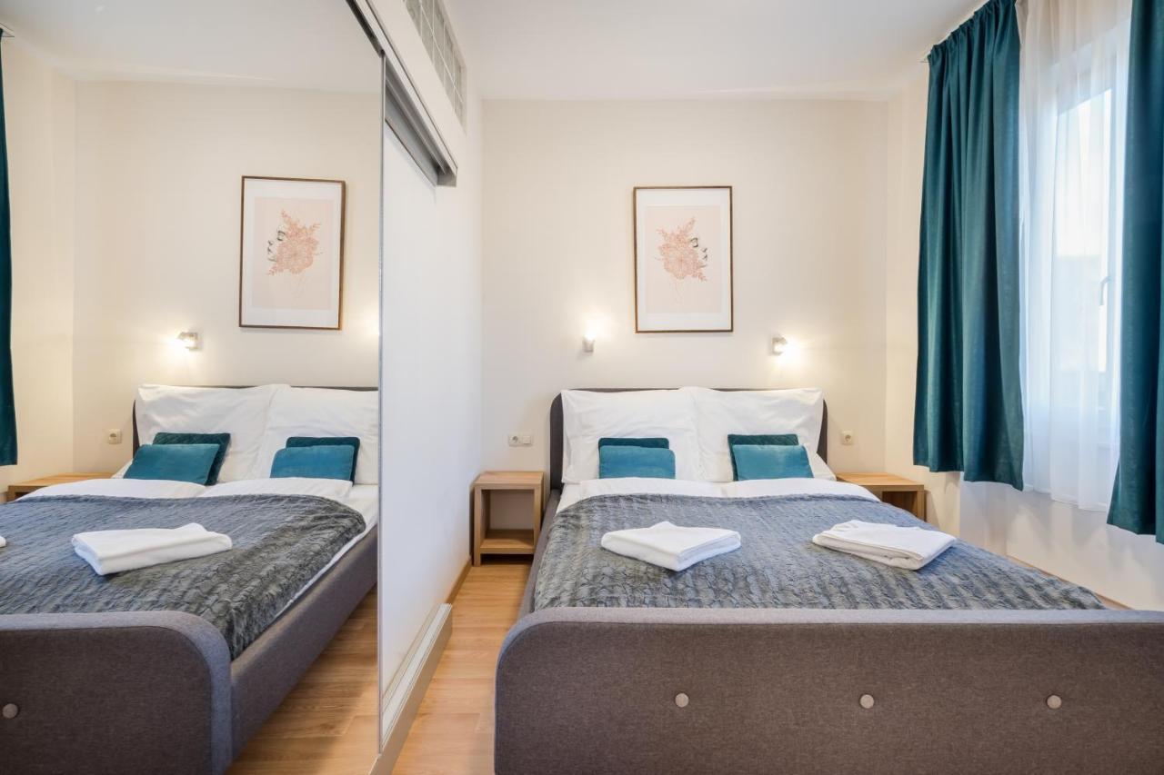 Bpr Blue Paradise Apartment With A/C بودابست المظهر الخارجي الصورة